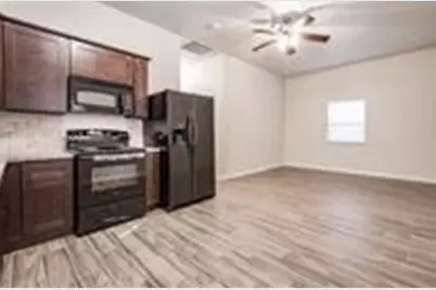 9514 Rhode Island, Houston, TX 77029 - Photo 2