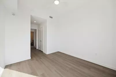 1 Riva Row #818, The Woodlands, TX 77380 - Photo 8