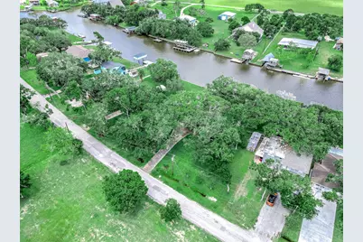 875 Private Road 652, Sargent, TX 77414 - Photo 42