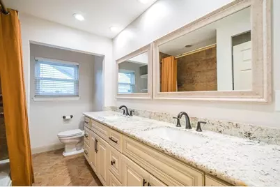 5046 Yarwell Drive, Houston, TX 77096 - Photo 24
