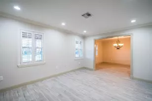 5046 Yarwell Dr, Houston, TX 77096 - Photo 10