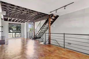 310 S Jensen Dr, Houston, TX 77003 - Photo 18