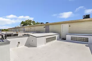 310 S Jensen Dr, Houston, TX 77003 - Photo 40