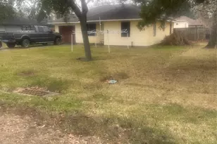 423 West St, Stafford, TX 77477 - Photo 6