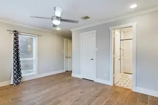 9007 Sharpcrest St, Houston, TX 77036 - Photo 12