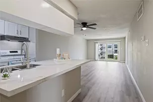 200 Yacht Club Ln, El Lago, TX 77586 - Photo 2