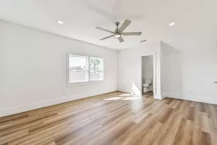 3124 Ave R 1/2, Galveston, TX 77550 - Photo 36