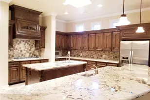 5809 Newcastle St, Bellaire, TX 77401 - Photo 6