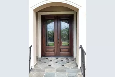 5809 Newcastle Street, Bellaire, TX 77401 - Photo 2