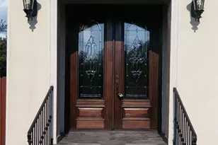 5809 Newcastle St, Bellaire, TX 77401 - Photo 2