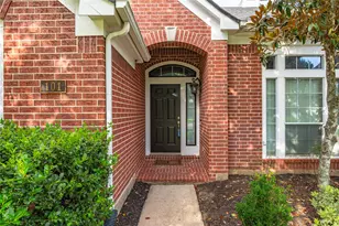 101 Arbor Springs Ln, Dickinson, TX 77539 - Photo 2