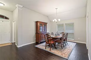 101 Arbor Springs Ln, Dickinson, TX 77539 - Photo 6