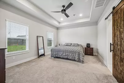 111 Creekside Lane, Lake Jackson, TX 77566 - Photo 18
