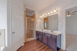 8107 Grandview St, Houston, TX 77051 - Photo 16
