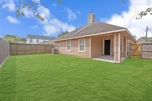 8107 Grandview St, Houston, TX 77051 - Photo 26