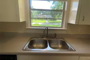 5042 Grape St, Houston, TX 77096 - Photo 4