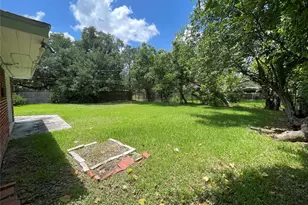 5042 Grape St, Houston, TX 77096 - Photo 20