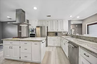11646 Manor Park Drive, Houston, TX 77077 - Photo 10