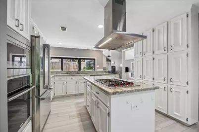 11646 Manor Park Drive, Houston, TX 77077 - Photo 12