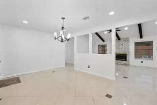 9814 Sageroyal Ln, Houston, TX 77089 - Photo 8