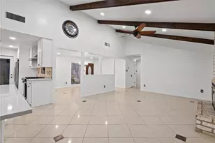 9814 Sageroyal Ln, Houston, TX 77089 - Photo 12