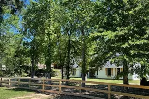 118 Mapleleaf St, Magnolia, TX 77354 - Photo 2