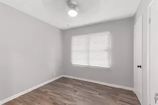 3734 Daphne St, Houston, TX 77021 - Photo 10