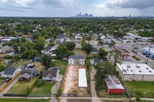 610 Caperton St, Houston, TX 77022 - Photo 22