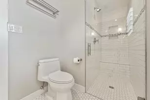 5618 Dawnridge Dr, Houston, TX 77035 - Photo 12