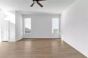 1426 Northwood Blf Ln, Pinehurst, TX 77362 - Photo 10