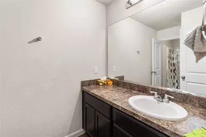15615 Dahlia Brook Way, Houston, TX 77049 - Photo 18