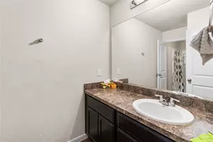 15615 Dahlia Brook Way, Houston, TX 77049 - Photo 18