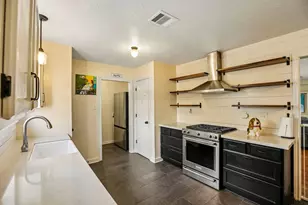 5501 Pecos St, Dickinson, TX 77539 - Photo 4