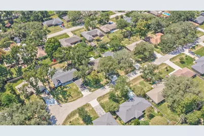 8927 Rockhurst Drive, Houston, TX 77080 - Photo 32