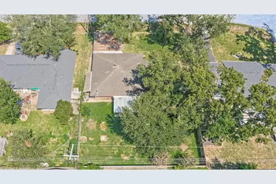 8927 Rockhurst Drive, Houston, TX 77080 - Photo 34