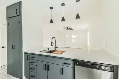 5922 Fairdale Lane, Houston, TX 77057 - Photo 14