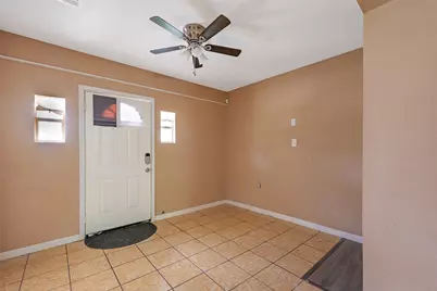202 Norview Drive, Houston, TX 77022 - Photo 16