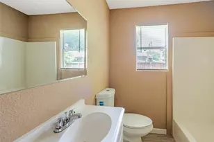 202 Norview Dr, Houston, TX 77022 - Photo 12