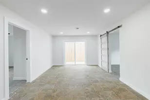 10055 Larston St, Houston, TX 77055 - Photo 14