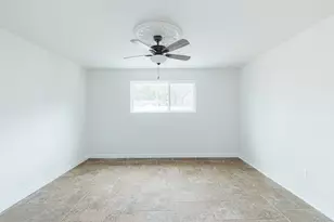 10055 Larston St, Houston, TX 77055 - Photo 16