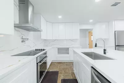 10055 Larston Street, Houston, TX 77055 - Photo 6