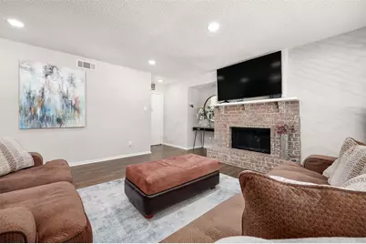 1516 Bay Area Boulevard #D2, Houston, TX 77058 - Photo 4