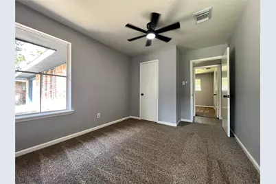 8718 Chipping Lane, Houston, TX 77088 - Photo 14