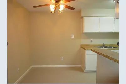 2200 Cypress Landing #F-3, Houston, TX 77090 - Photo 4