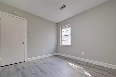 9830 Degas Lane, Houston, TX 77016 - Photo 14
