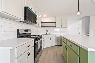 22511 Sweetglen Court, Spring, TX 77373 - Photo 8