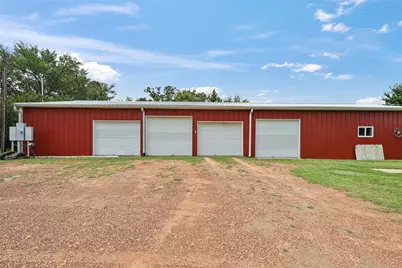3917 Winding Road, Hearne, TX 77859 - Photo 36