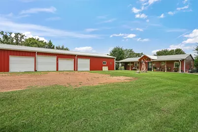 3917 Winding Road, Hearne, TX 77859 - Photo 34