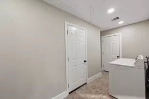 1117 E San Augustine St, Houston, TX 77536 - Photo 10