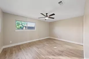 1117 E San Augustine St, Houston, TX 77536 - Photo 14